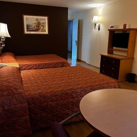 Hotel Oliver Inn Τολούκα Εξωτερικό φωτογραφία