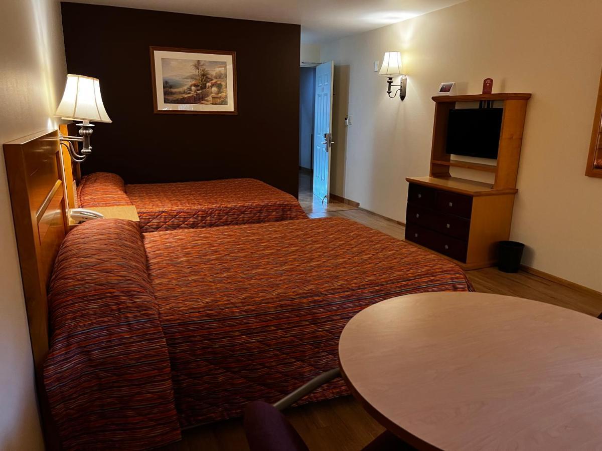Hotel Oliver Inn Τολούκα Εξωτερικό φωτογραφία