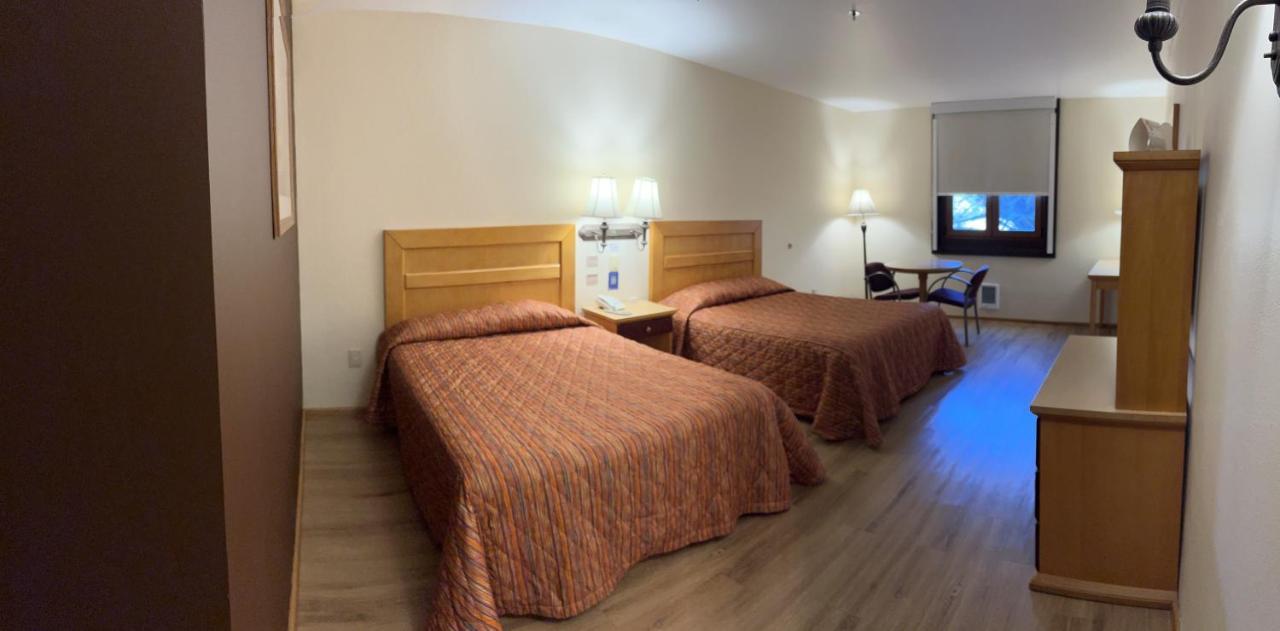 Hotel Oliver Inn Τολούκα Εξωτερικό φωτογραφία