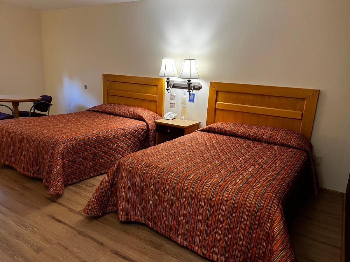 Hotel Oliver Inn Τολούκα Εξωτερικό φωτογραφία