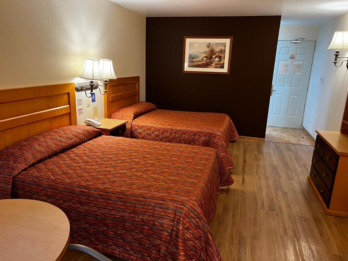 Hotel Oliver Inn Τολούκα Εξωτερικό φωτογραφία