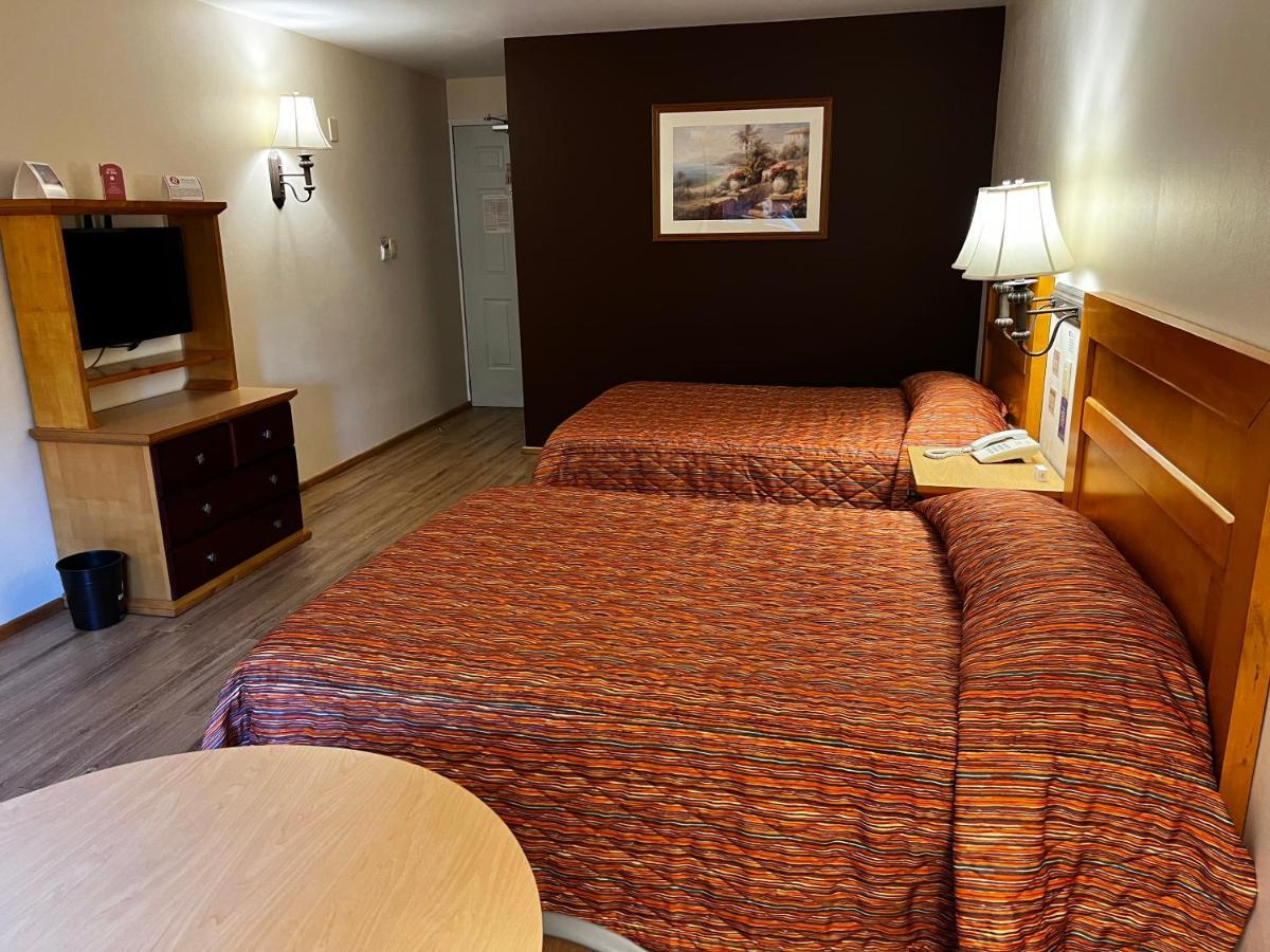 Hotel Oliver Inn Τολούκα Εξωτερικό φωτογραφία