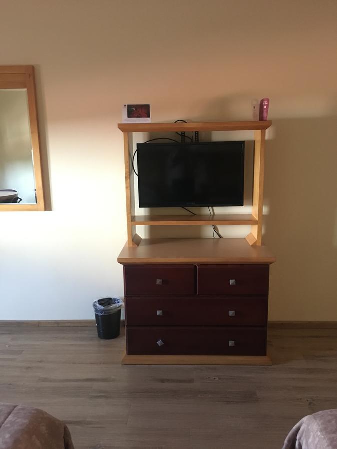 Hotel Oliver Inn Τολούκα Εξωτερικό φωτογραφία