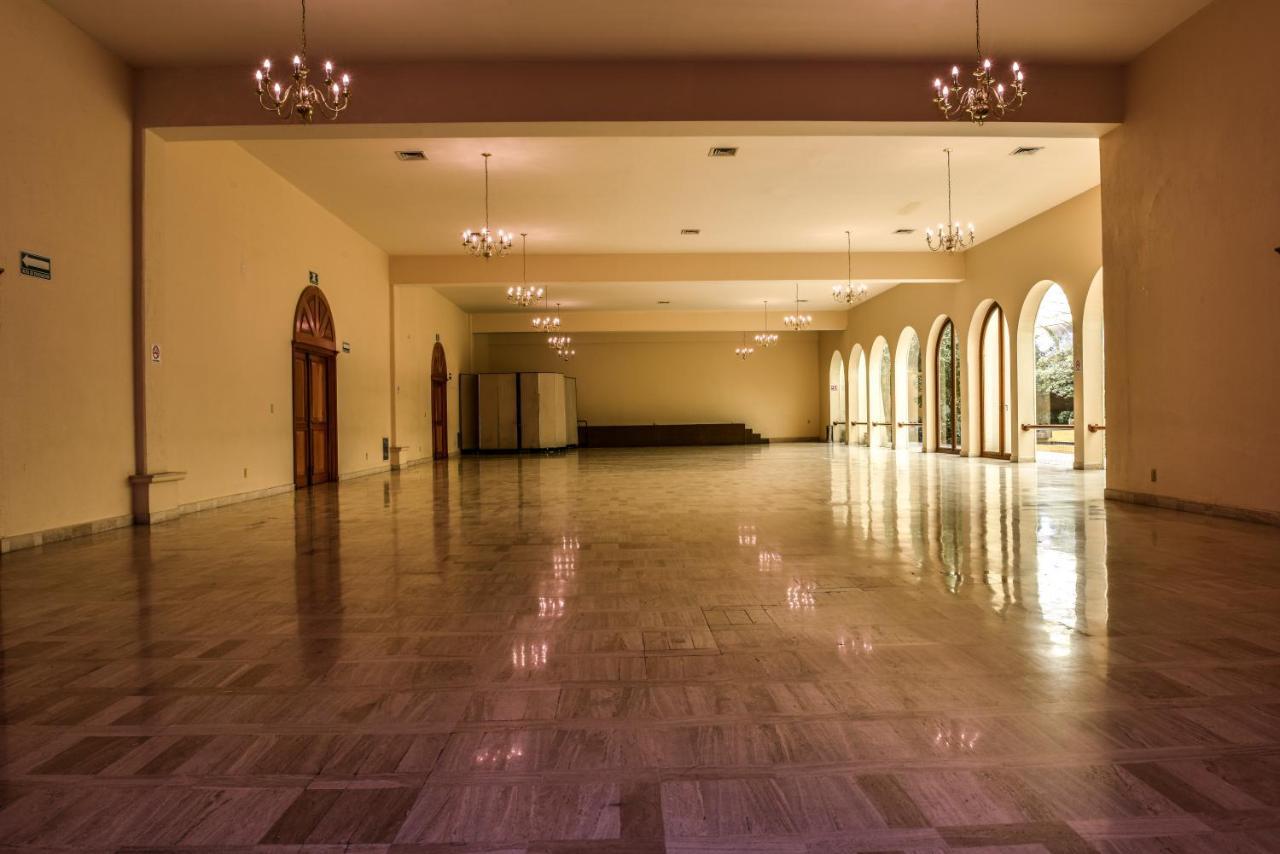 Hotel Oliver Inn Τολούκα Εξωτερικό φωτογραφία