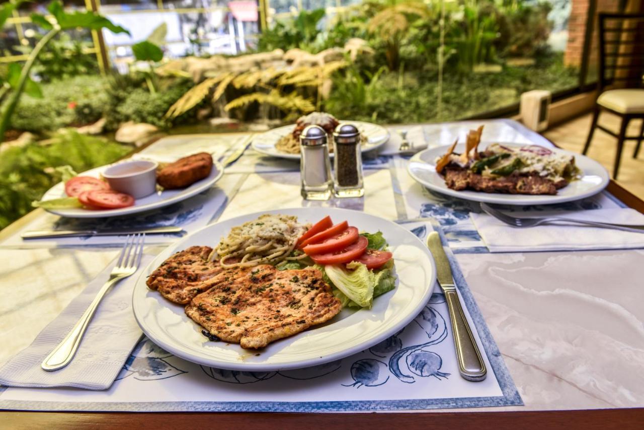 Hotel Oliver Inn Τολούκα Εξωτερικό φωτογραφία