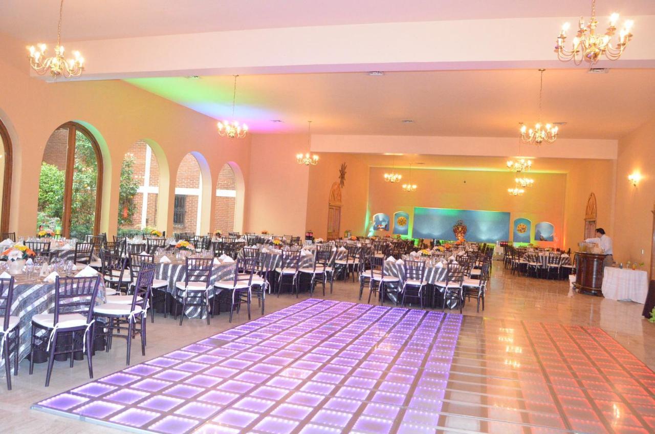 Hotel Oliver Inn Τολούκα Εξωτερικό φωτογραφία